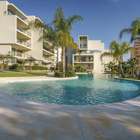 Sun Retreat Portimao, With Pool And Private Balcony Apartament